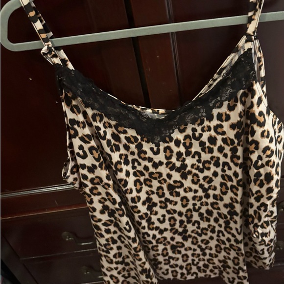133- Torrid 3 silky leopard print PJ set - Picture 5 of 7
